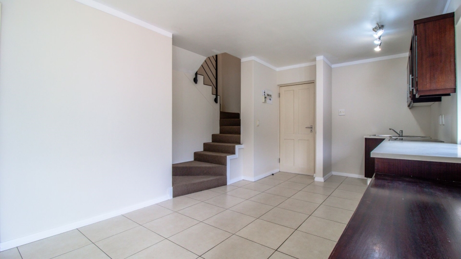 2 Bedroom Property for Sale in Wynberg Upper Western Cape